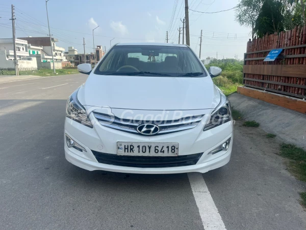 HYUNDAI Verna [2015-2017]