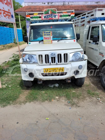 MAHINDRA Bolero Maxitruck CNG