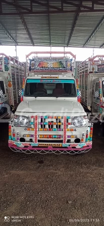 MAHINDRA Bolero Maxitruck Plus