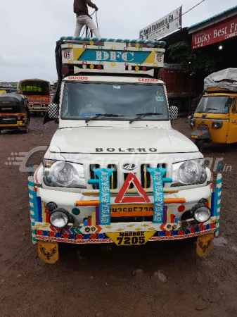 MAHINDRA AND MAHINDRA BOLERO MAXX PIK UP