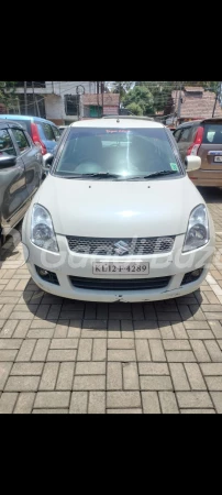 MARUTI SUZUKI SWIFT