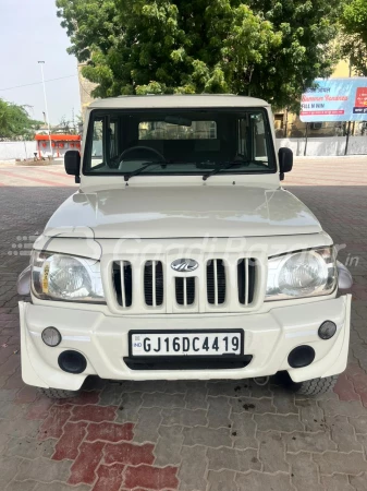 MAHINDRA Bolero Camper