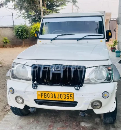 MAHINDRA Bolero Pik-Up