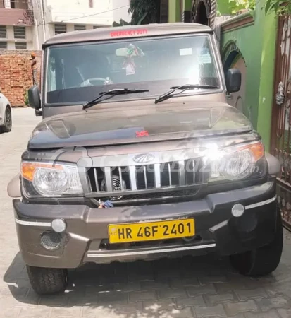 MAHINDRA Bolero Camper