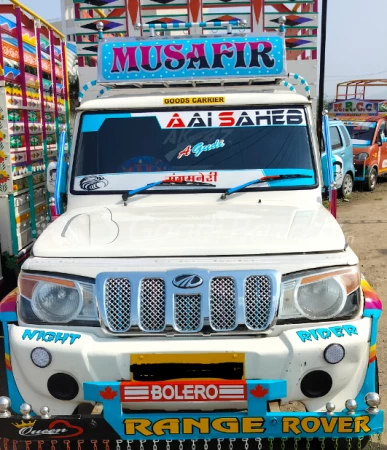 MAHINDRA Bolero Pik-Up