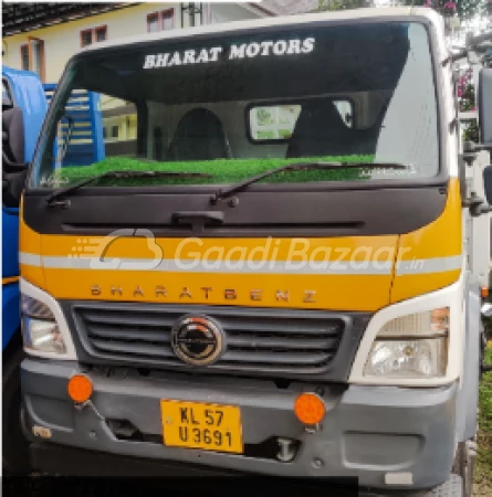 DAIMLER INDIA COMMERCIAL VEHICLES 1214 R