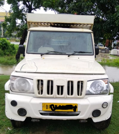 MAHINDRA Bolero Pik-Up