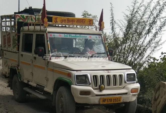 MAHINDRA Bolero Camper