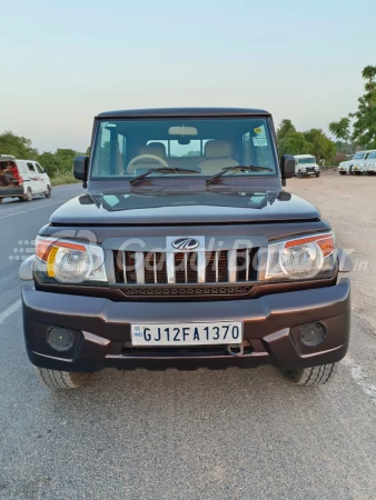 MAHINDRA Bolero Camper