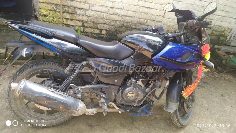 Used Bajaj Pulsar 220 Fi ASH SC BS VI bikes for Sale in