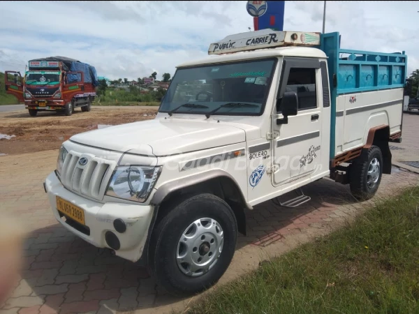 MAHINDRA Bolero Pik-Up