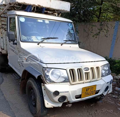 MAHINDRA Bolero Pik-Up