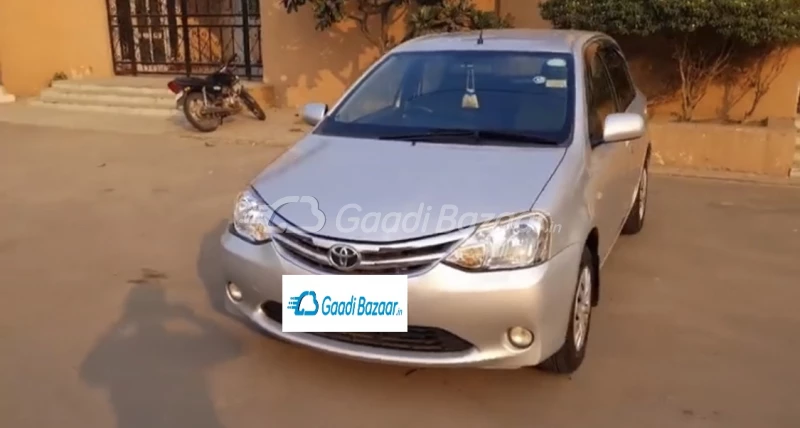 TOYOTA Etios Liva [2013-2014]