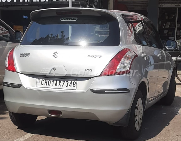 MARUTI SUZUKI SWIFT