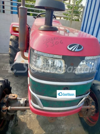 MAHINDRA Yuvo 575 Di 4wd