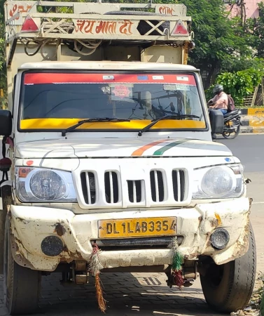 MAHINDRA Bolero Maxitruck CNG