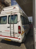 FORCE MOTORS TRAVELLER T1