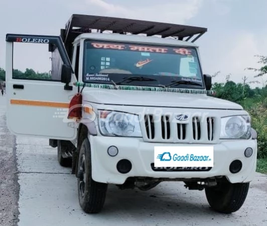 MAHINDRA Bolero Pik-Up