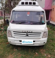 FORCE MOTORS TRAVELLER T1