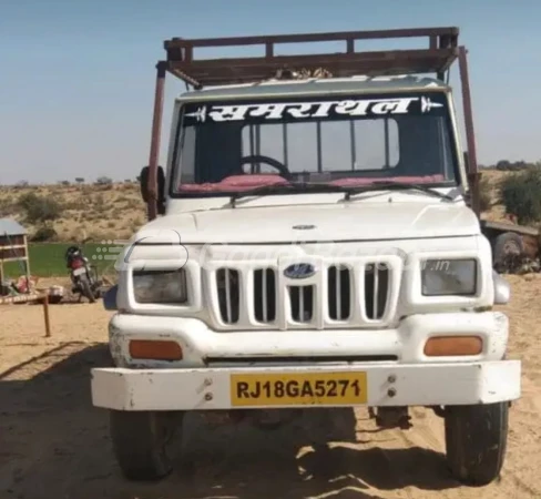 MAHINDRA Bolero Pik-Up