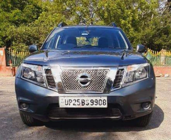 NISSAN TERRANO