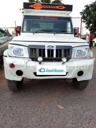 MAHINDRA Bolero Pik-Up