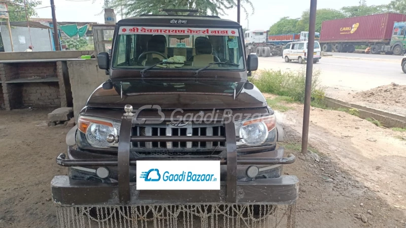 MAHINDRA Bolero Camper