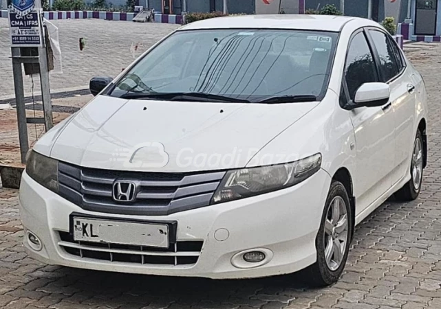 HONDA City [2008-2011]