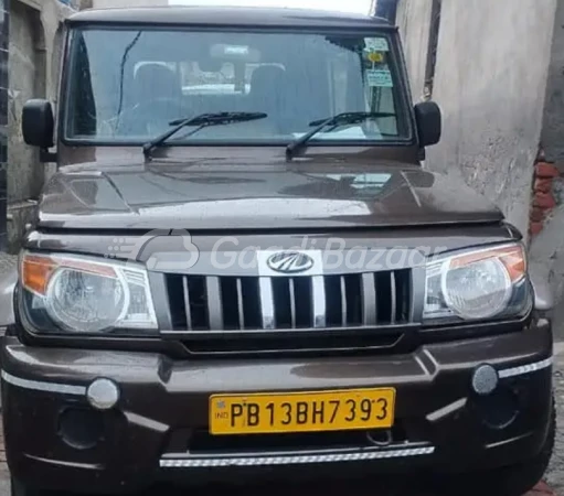 MAHINDRA Bolero Camper