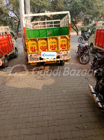 MAHINDRA Bolero Maxitruck Plus