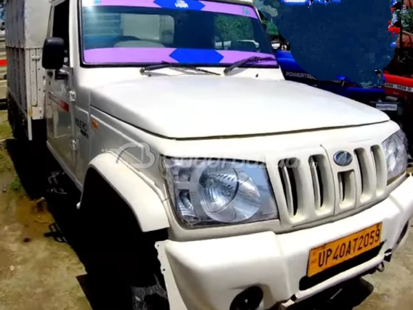 MAHINDRA Bolero Pik-Up