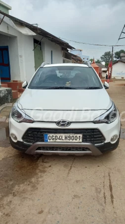 HYUNDAI i20 Active