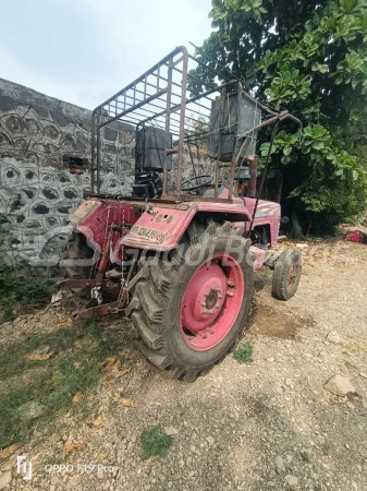 MAHINDRA 575 Di