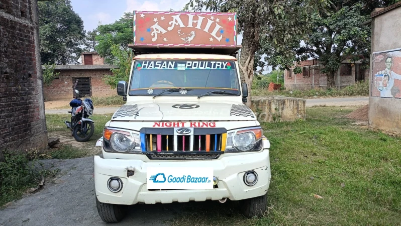 MAHINDRA Bolero Pik-Up