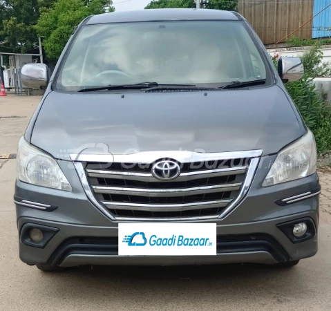 2010 Used TOYOTA Innova [2009-2012] 2.5 E 7 STR in Chennai