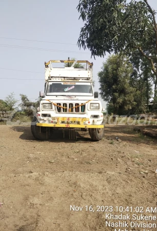 MAHINDRA Bolero Pik-Up