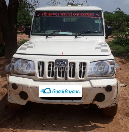 MAHINDRA Bolero Camper