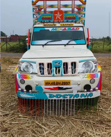 MAHINDRA Bolero Pik-Up