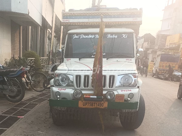 MAHINDRA Bolero Pik-Up