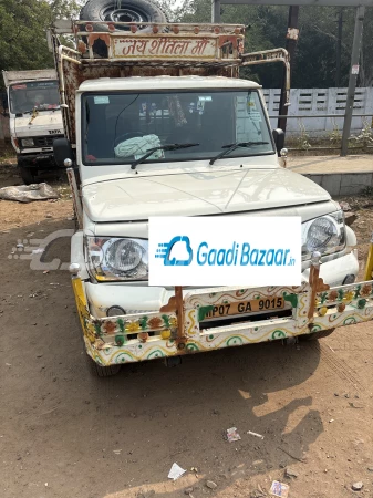 MAHINDRA Bolero Maxitruck Plus