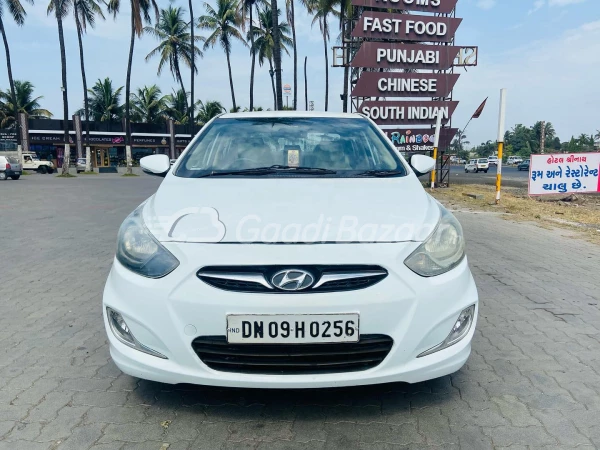 HYUNDAI VERNA