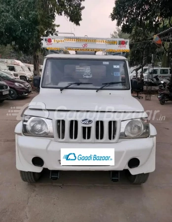 MAHINDRA Bolero Maxitruck Plus