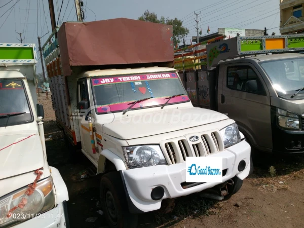 MAHINDRA Bolero Maxitruck Plus