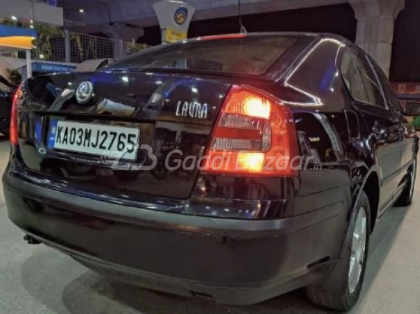 SKODA Laura [2005-2009]