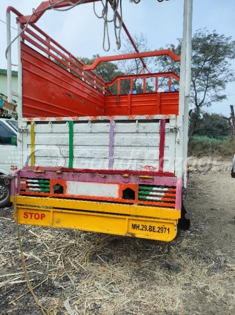 MAHINDRA Bolero Pik-Up