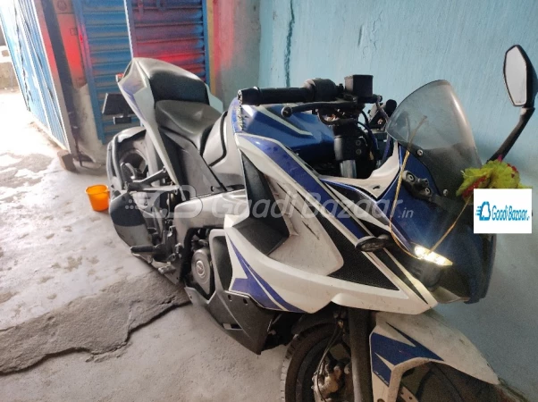 Pulsar rs 200 online second hand bike price