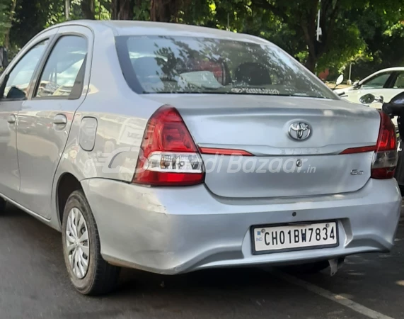 TOYOTA Etios Liva