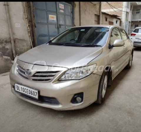 TOYOTA Corolla Altis [2011-2014]