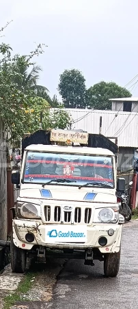 MAHINDRA Bolero Maxitruck CBC