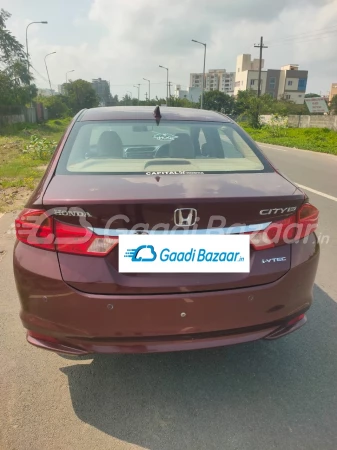 vehicle_exterior_rear